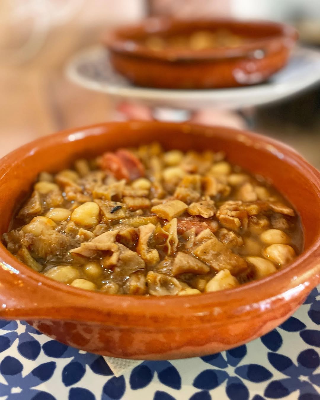 2021-11-25_14-58-56_UTC