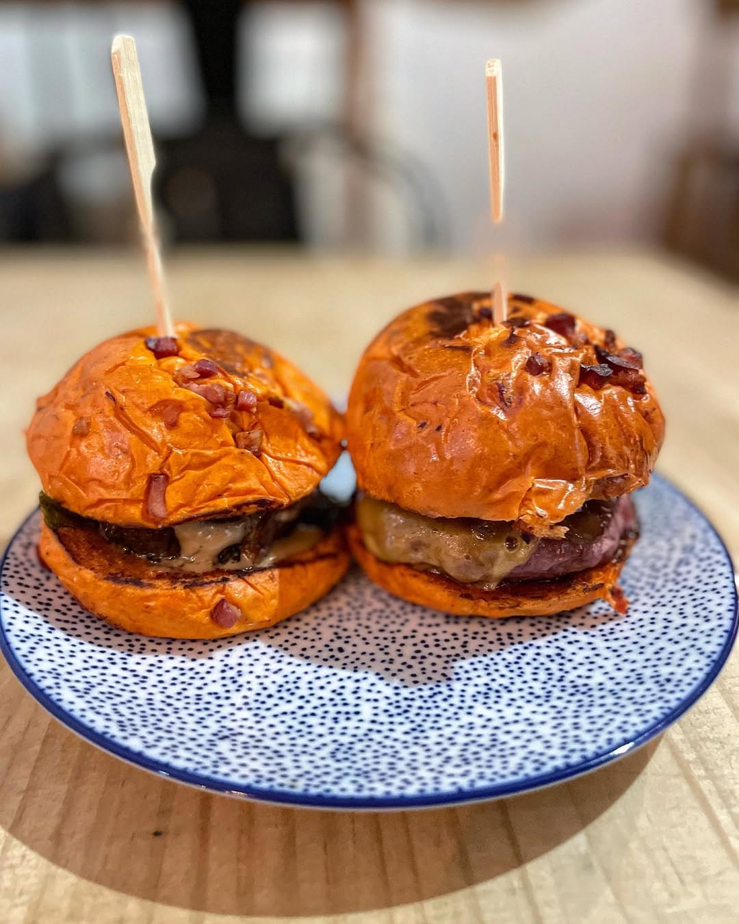 2022-12-09_13-06-43_UTC