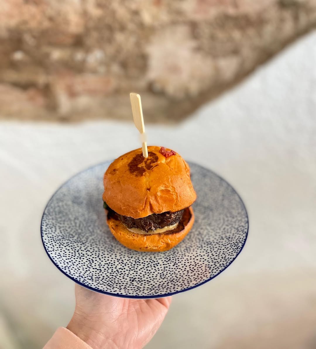 2023-03-22_18-35-14_UTC