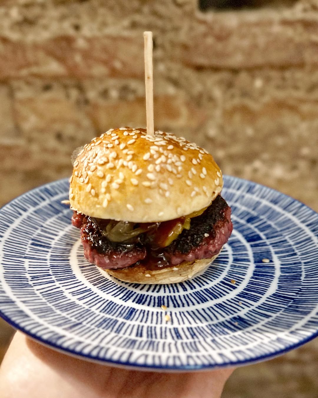 2023-10-17_11-32-47_UTC