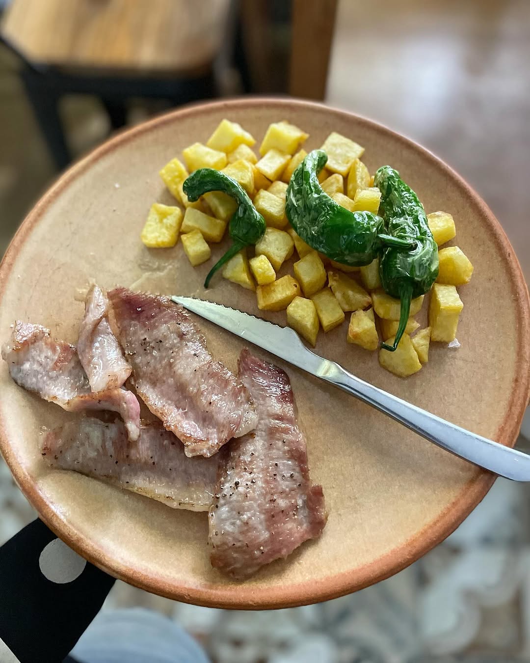 2023-11-23_12-29-49_UTC