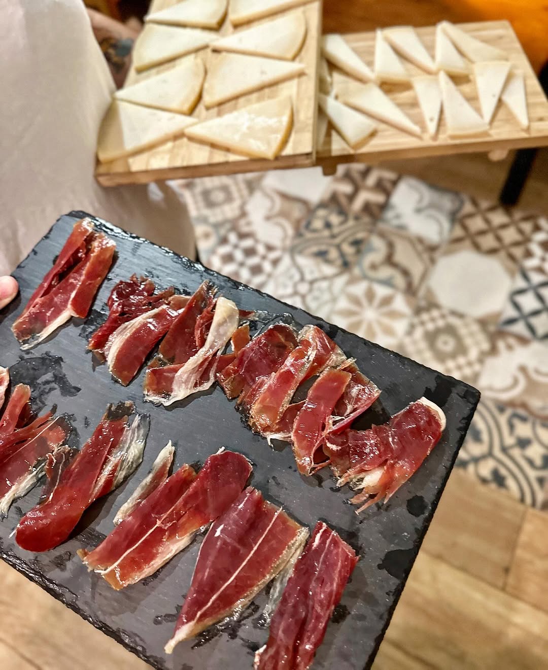 2024-04-09_19-05-00_UTC